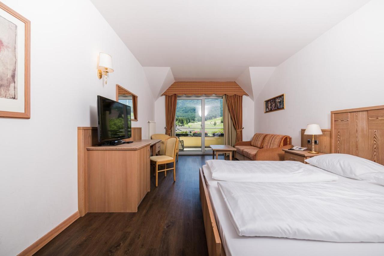 Hotel Kronplatz Valdaora Kültér fotó