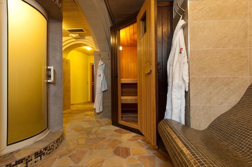 Hotel Kronplatz Valdaora Kültér fotó