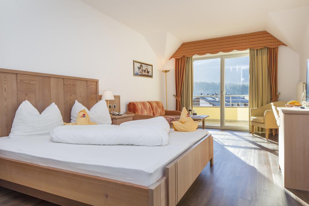 Hotel Kronplatz Valdaora Kültér fotó