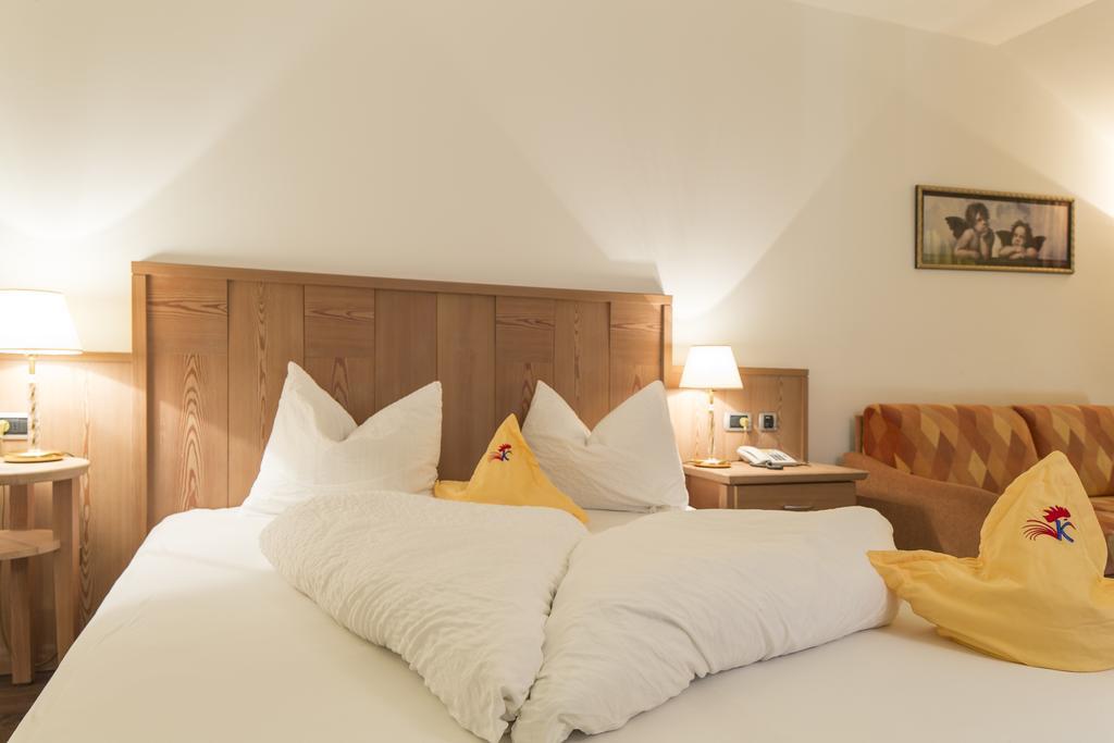 Hotel Kronplatz Valdaora Kültér fotó